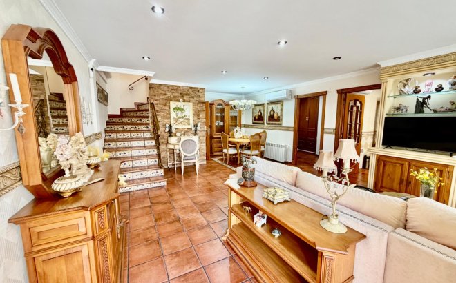 Resale - Semi Detached -
Orihuela Costa - La Zenia