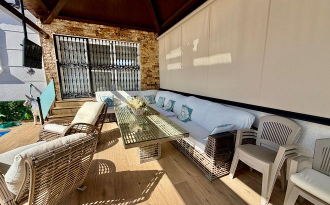 Resale - Semi Detached -
Orihuela Costa - La Zenia