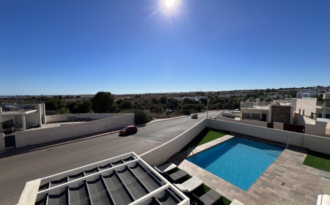 Resale - Villa -
Orihuela Costa - Costa Blanca