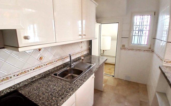 Resale - Bungalow -
Villamartin - Costa Blanca
