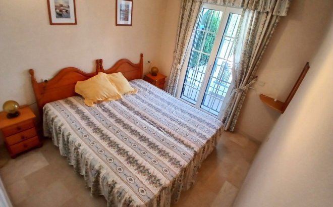 Resale - Bungalow -
Villamartin - Costa Blanca