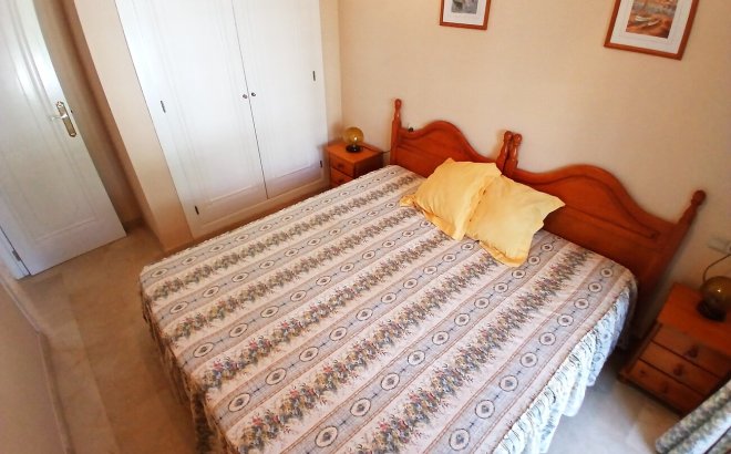 Resale - Bungalow -
Villamartin - Costa Blanca