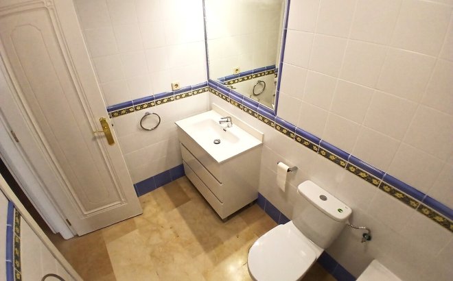 Resale - Bungalow -
Villamartin - Costa Blanca