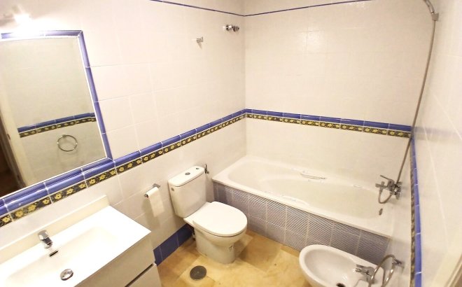Resale - Bungalow -
Villamartin - Costa Blanca