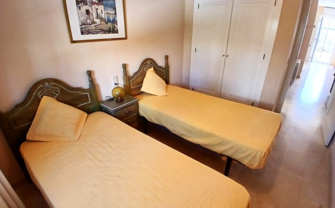 Resale - Bungalow -
Villamartin - Costa Blanca