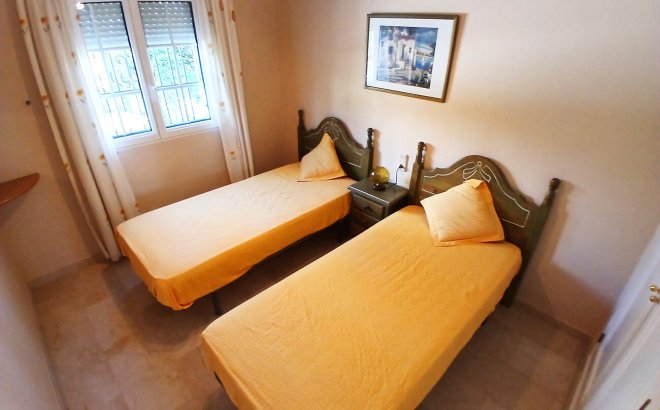 Resale - Bungalow -
Villamartin - Costa Blanca