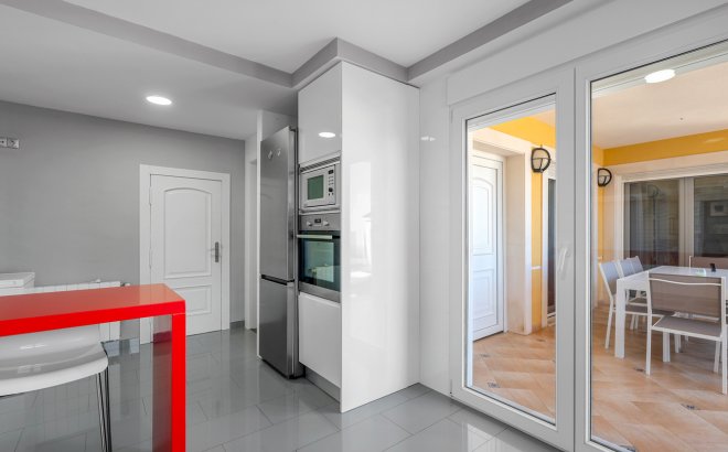 Resale - Villa -
Ciudad De Las Comunicaciones - Costa Blanca