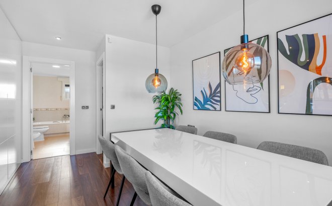 Resale - Villa -
Ciudad De Las Comunicaciones - Costa Blanca
