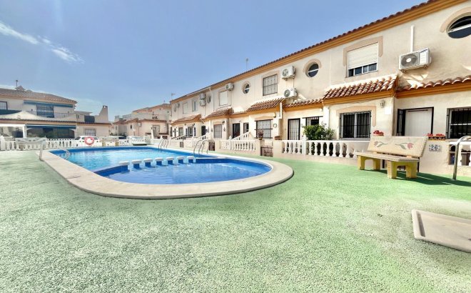 Resale - Quad House -
Orihuela Costa - Playa Flamenca