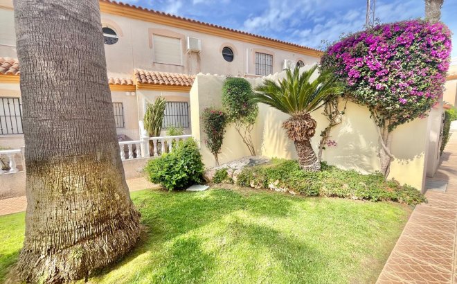 Resale - Quad House -
Orihuela Costa - Playa Flamenca