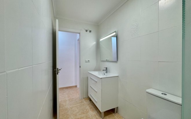 Resale - Apartment -
Torrevieja - Centro