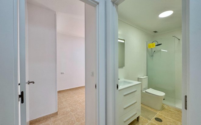 Resale - Apartment -
Torrevieja - Centro