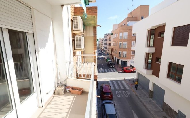 Resale - Apartment -
Torrevieja - Costa Blanca