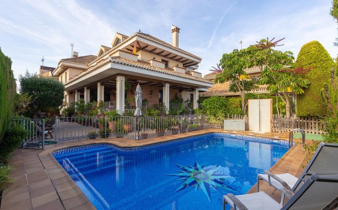Resale - Villa -
Torrevieja - La Veleta