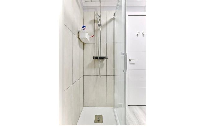 Resale - Apartment -
Torrevieja - Centro
