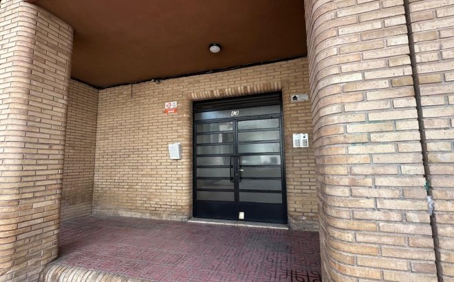 Resale - Apartment -
Torrevieja - Centro
