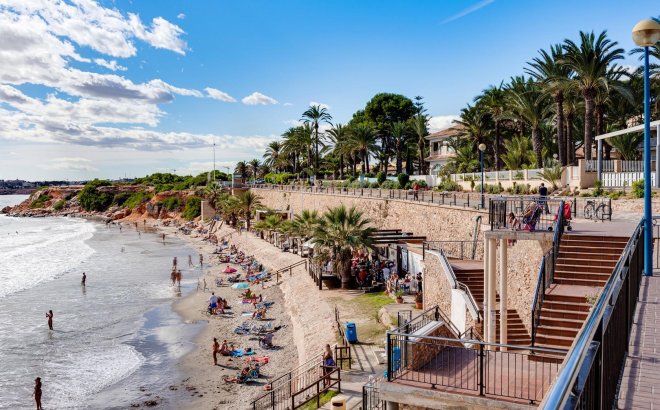 Resale - Bungalow -
Orihuela Costa - Villamartín-las Filipinas