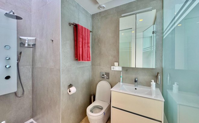 Resale - Villa -
San Miguel de Salinas - Bellavista