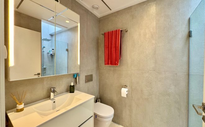 Resale - Villa -
San Miguel de Salinas - Bellavista