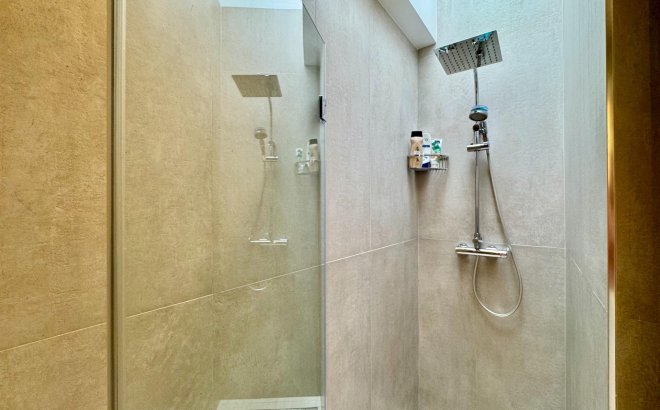 Resale - Villa -
San Miguel de Salinas - Bellavista