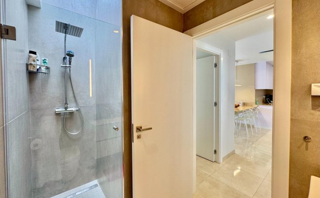 Resale - Villa -
San Miguel de Salinas - Bellavista