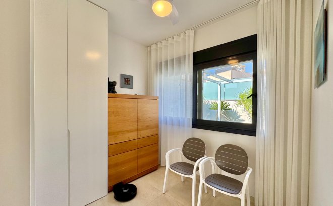 Resale - Villa -
San Miguel de Salinas - Bellavista