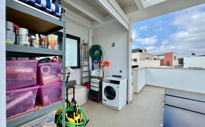 Resale - Villa -
San Miguel de Salinas - Bellavista