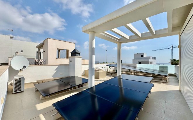 Resale - Villa -
San Miguel de Salinas - Bellavista