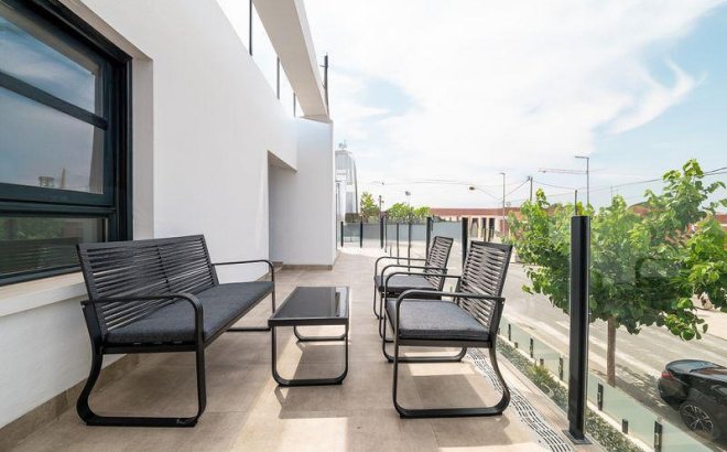 Resale - Apartment -
San Miguel de Salinas - Inland