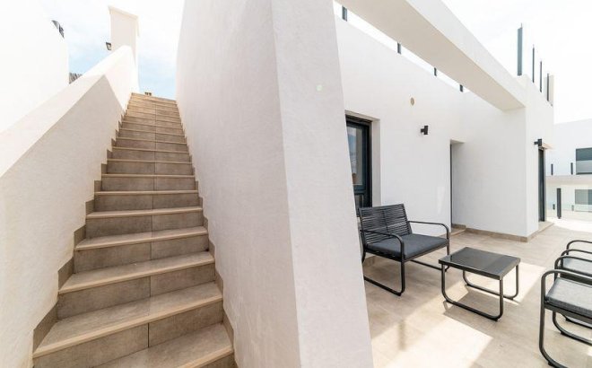 Resale - Apartment -
San Miguel de Salinas - Inland