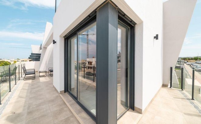 Resale - Apartment -
San Miguel de Salinas - Inland