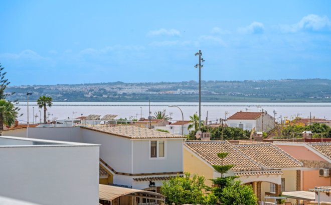 Resale - Villa -
Torrevieja - Costa Blanca