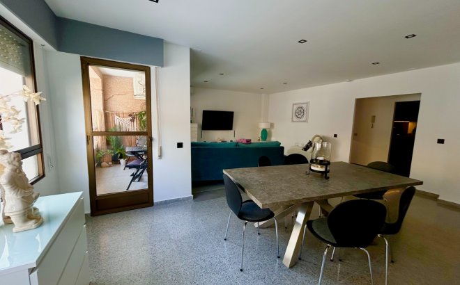 Resale - Apartment -
Torremendo - Costa Blanca