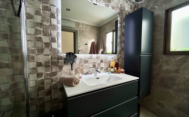 Resale - Apartment -
Torremendo - Costa Blanca