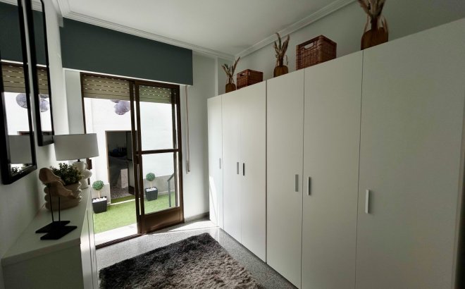 Resale - Apartment -
Torremendo - Costa Blanca
