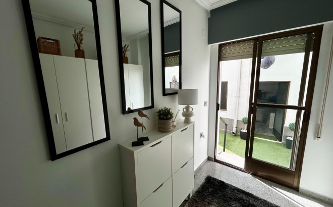 Resale - Apartment -
Torremendo - Costa Blanca