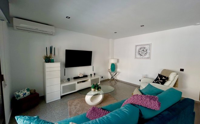 Resale - Apartment -
Torremendo - Costa Blanca