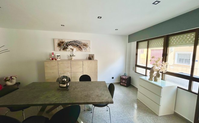 Resale - Apartment -
Torremendo - Costa Blanca