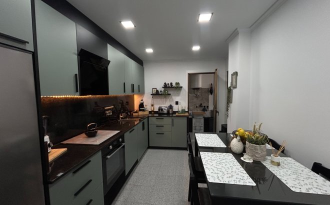 Resale - Apartment -
Torremendo - Costa Blanca