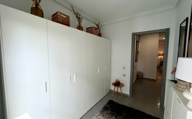 Resale - Apartment -
Torremendo - Costa Blanca