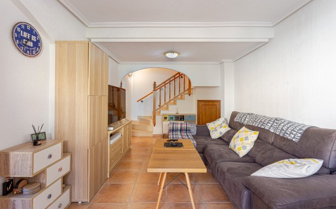Resale - Villa -
Pilar de la Horadada - Costa Blanca
