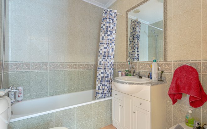 Resale - Villa -
Pilar de la Horadada - Costa Blanca