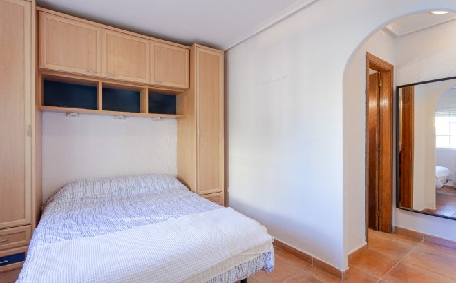 Resale - Villa -
Pilar de la Horadada - Costa Blanca