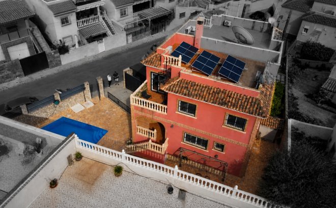 Resale - Town House -
San Miguel de Salinas - Inland