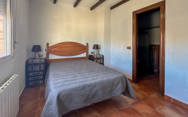 Resale - Town House -
San Miguel de Salinas - Inland