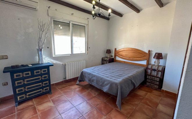 Resale - Town House -
San Miguel de Salinas - Inland