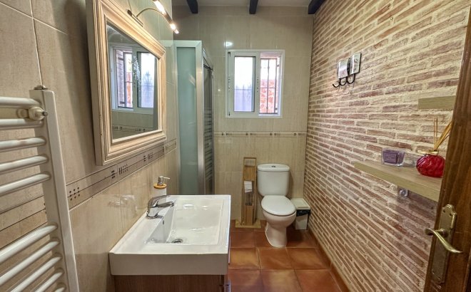 Resale - Town House -
San Miguel de Salinas - Inland