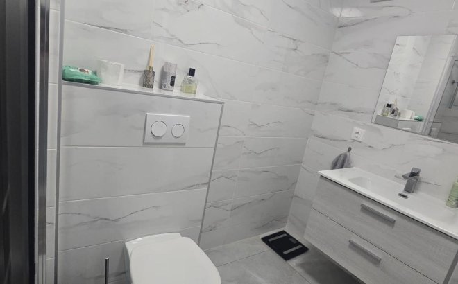 Resale - Apartment -
Torrevieja - Acequion