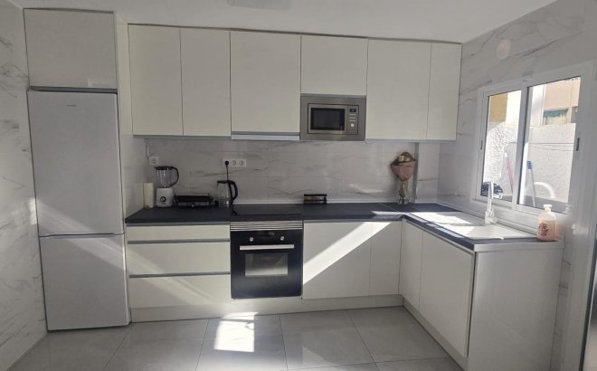 Resale - Apartment -
Torrevieja - Acequion