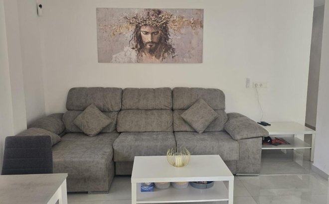 Resale - Apartment -
Torrevieja - Acequion
